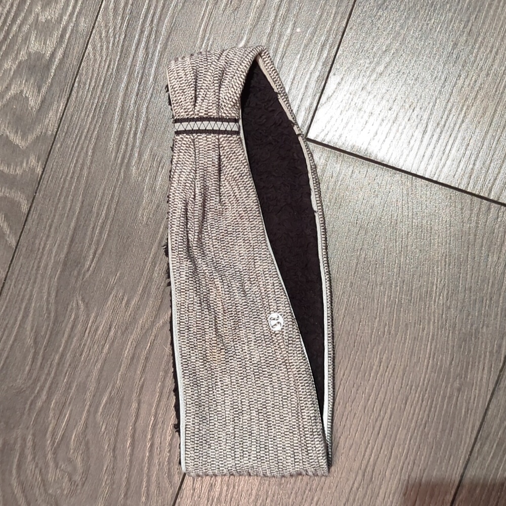 Lululemon Run With Me headband